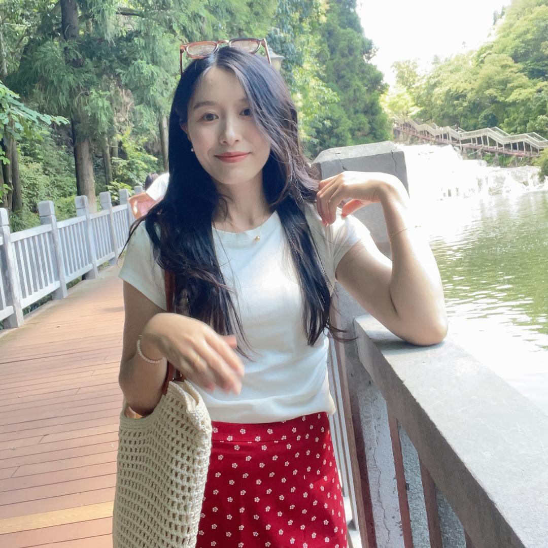 李瑶