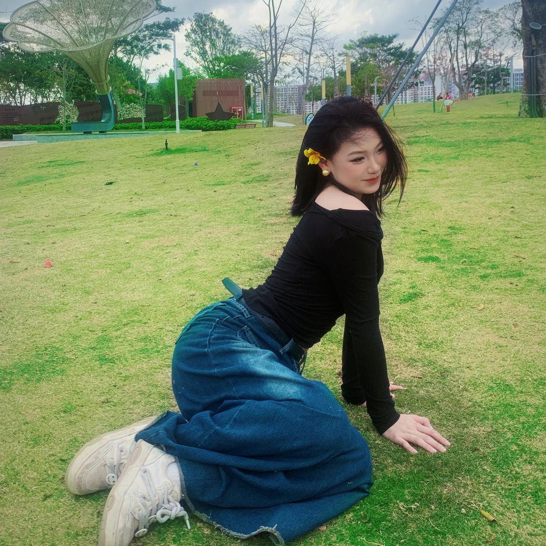 李小璐-深圳布吉（凤牛车业）