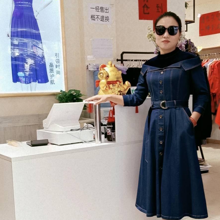 莎掌柜优选个体店小杨服装服饰
