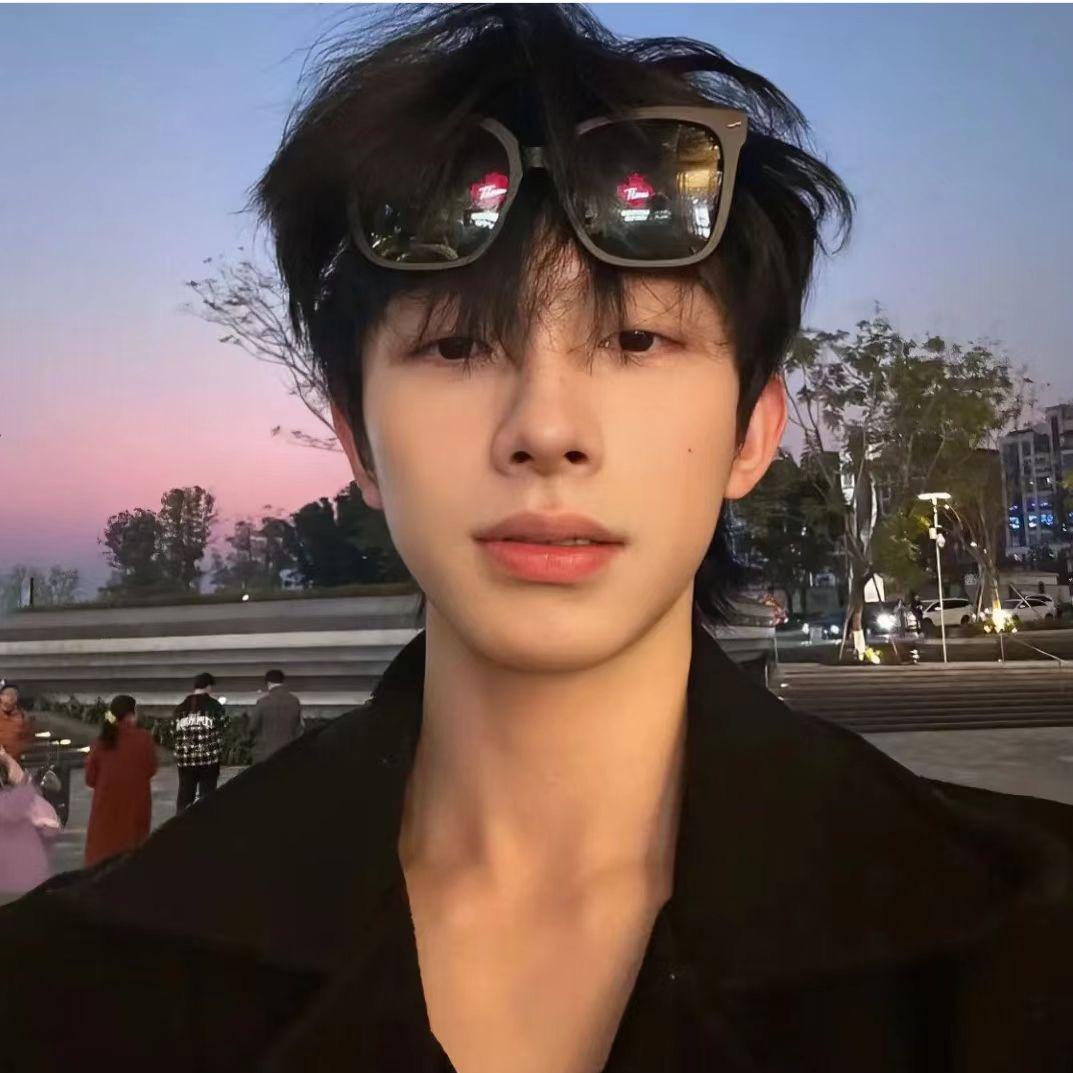 @李.