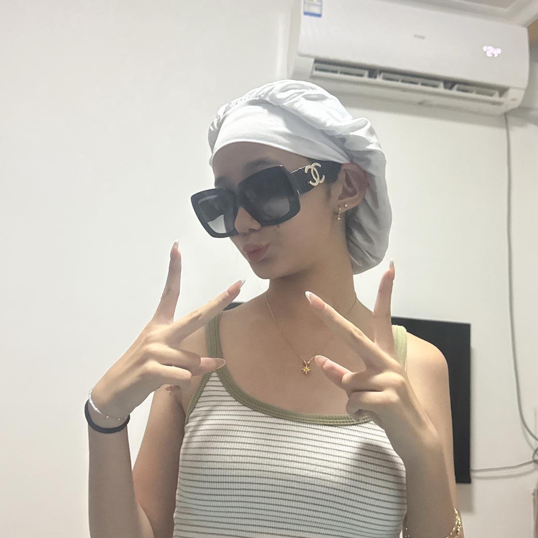 卓依Zoey