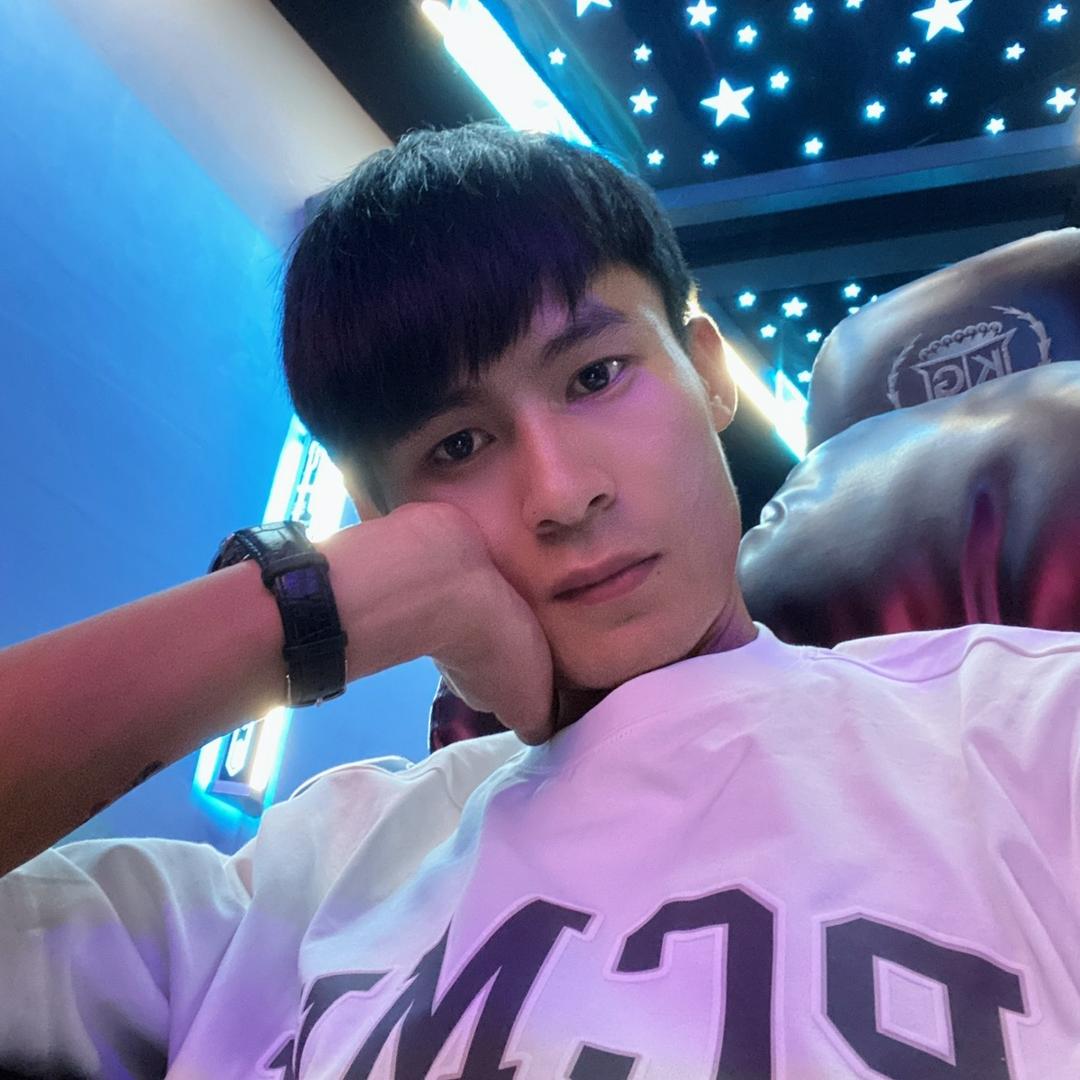 ㅤㅤ  ￰ㅤ  ㅤㅤㅤㅤ  ￰ㅤ  ㅤㅤ