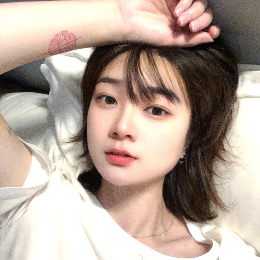 W王不温柔