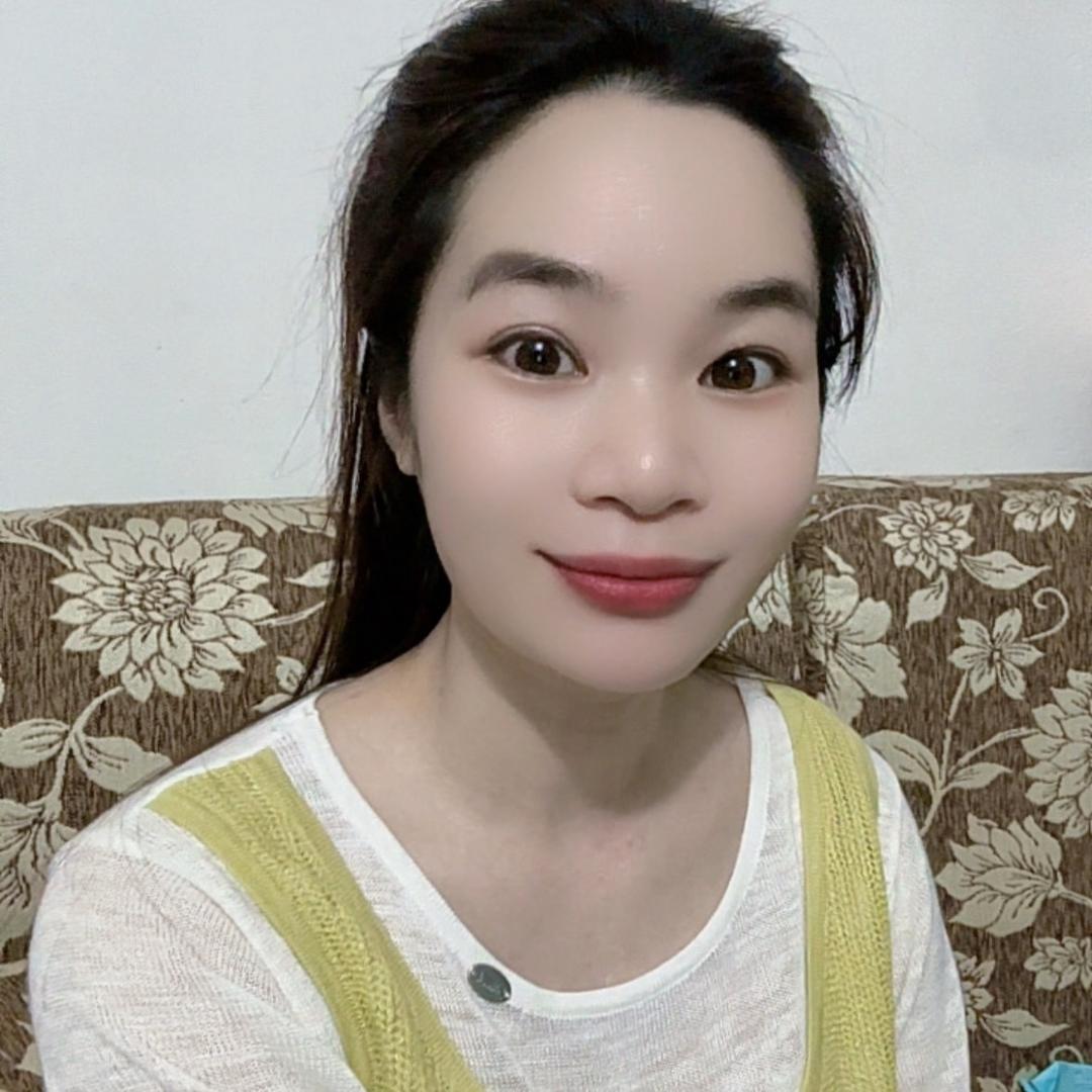 梁小姐