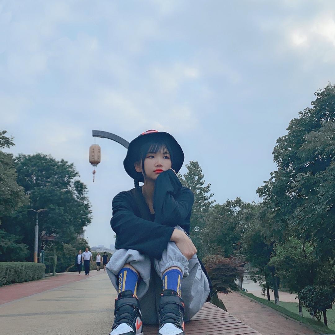 十万伏特舞蹈⚡蜜