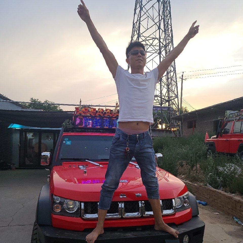 新辉煌文化传媒(辉煌婚庆车队）