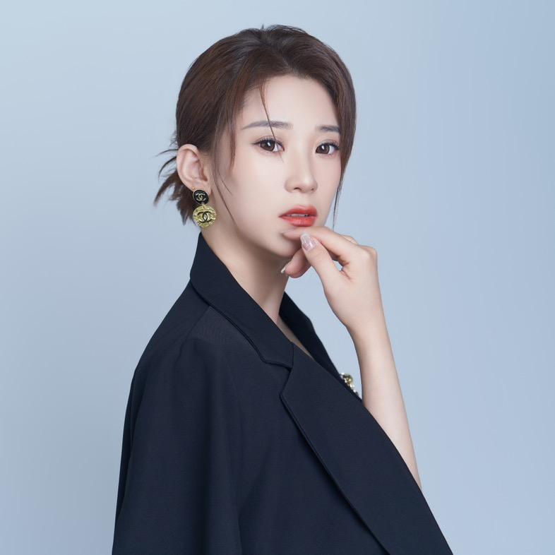 潍坊临朐化妆师珊珊