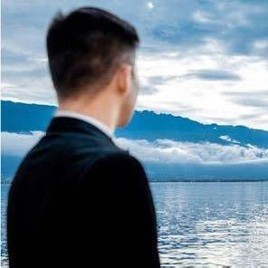 爱钓鱼的钢琴老师