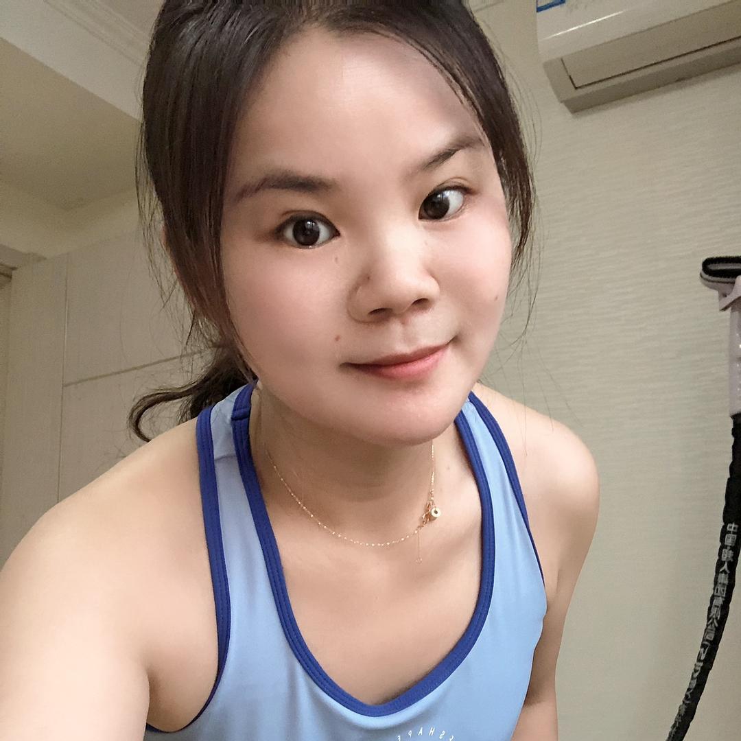 老虎牙（爱运动的小仙女🧚🏻‍♀️）