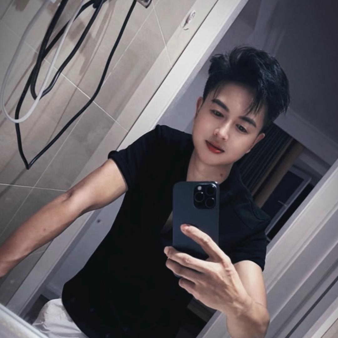 💤做个🪯俗人☝️