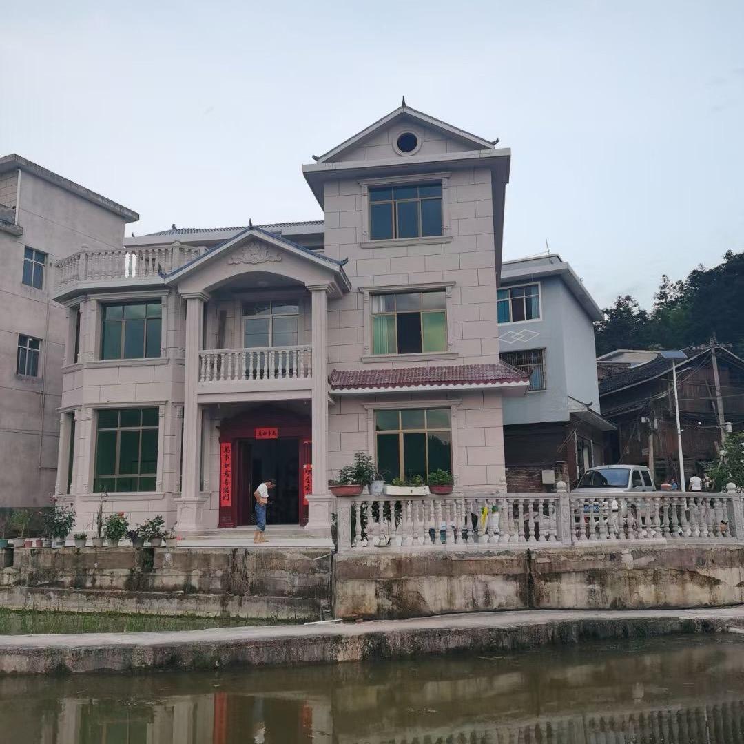 财哥哥（底励前行）