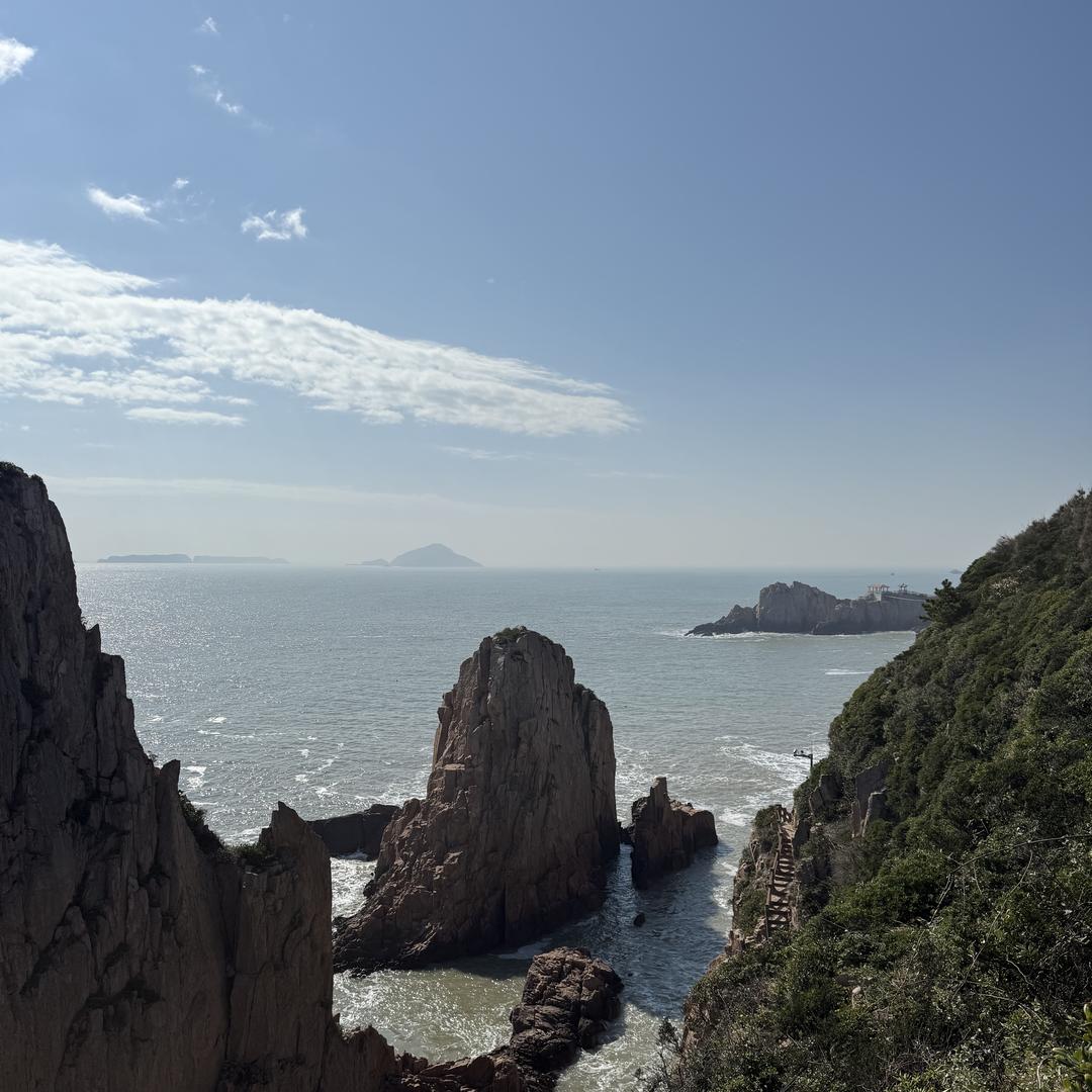 温岭市大眼娃鞋业有限公司