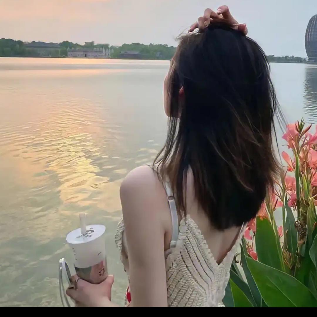 成成.
