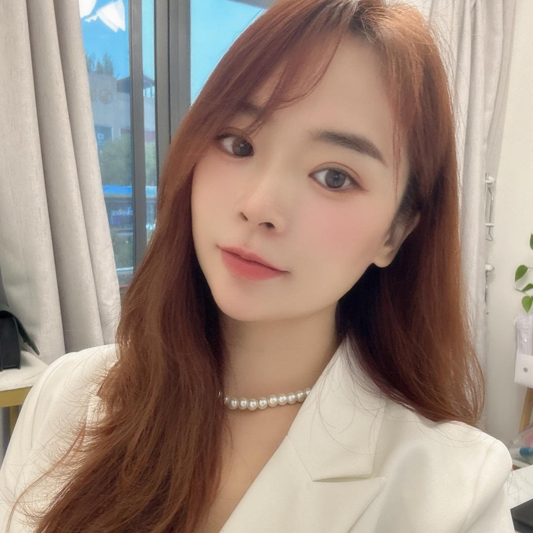 李同学爱护肤