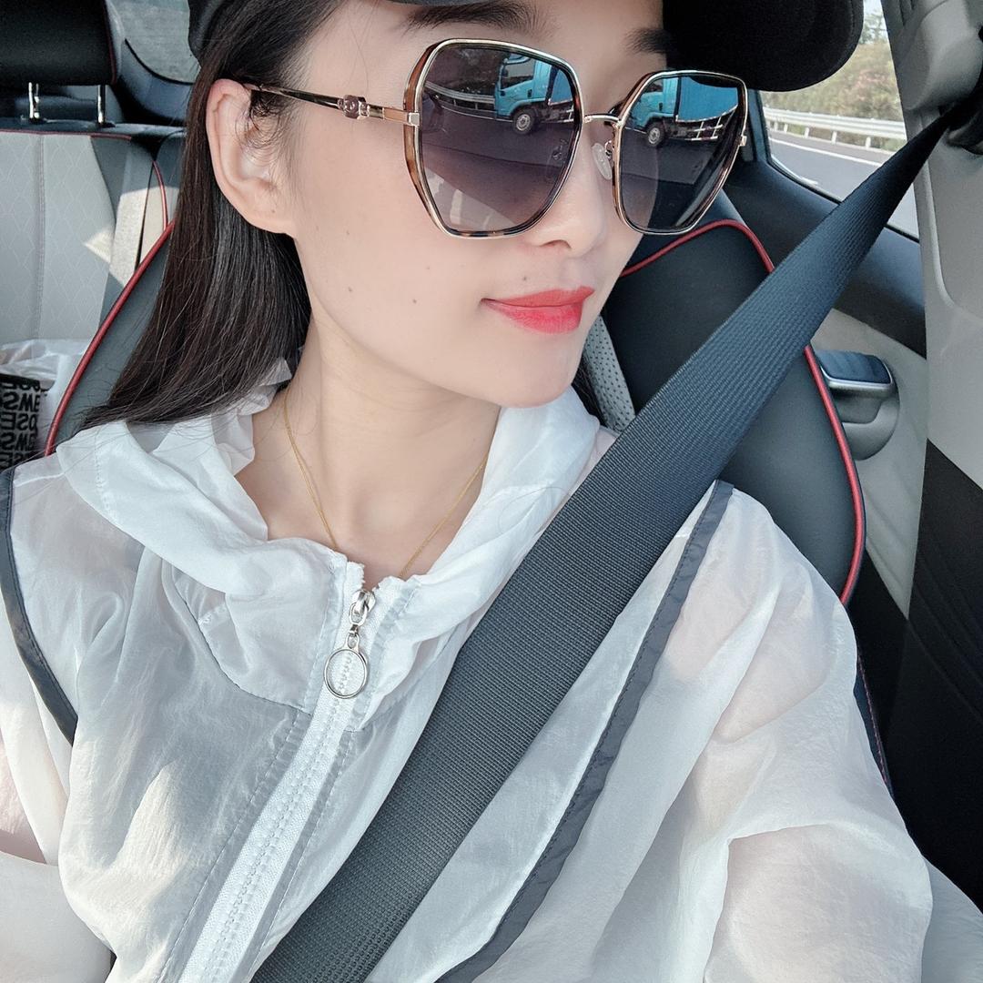 @静一