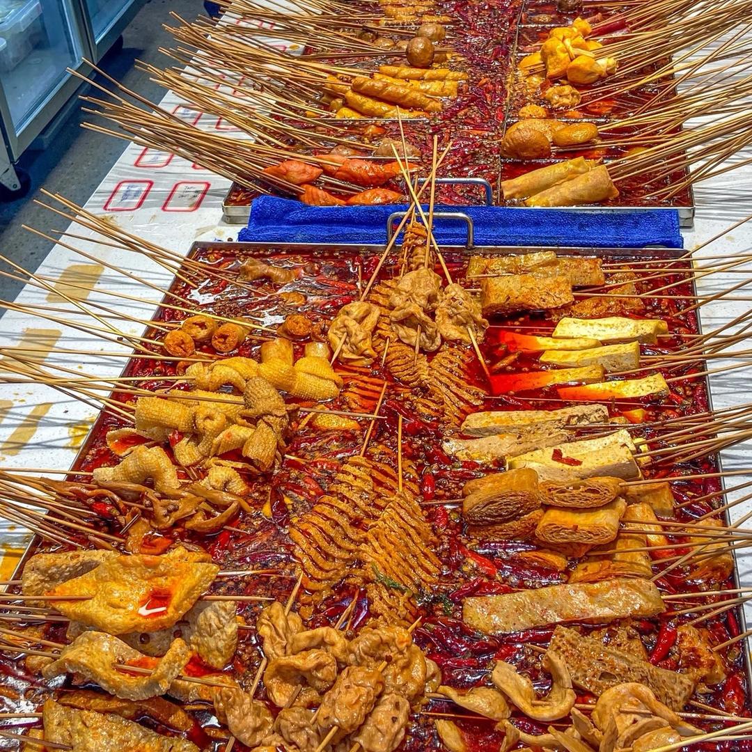 奥斯卡路口 关东煮🍢 串串香🍢麻辣烫