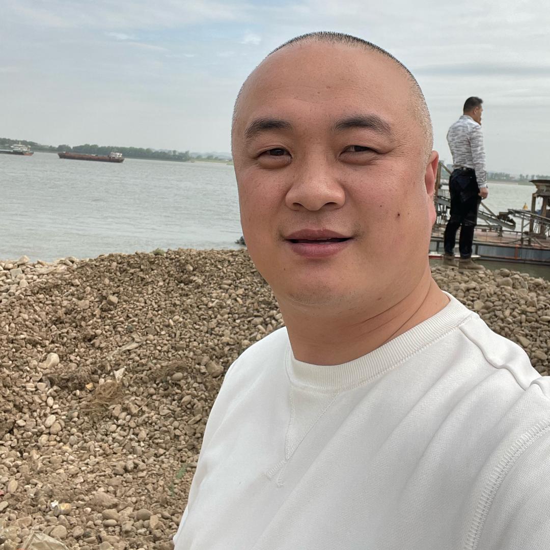 昆山二哥C10:40开播号在主页