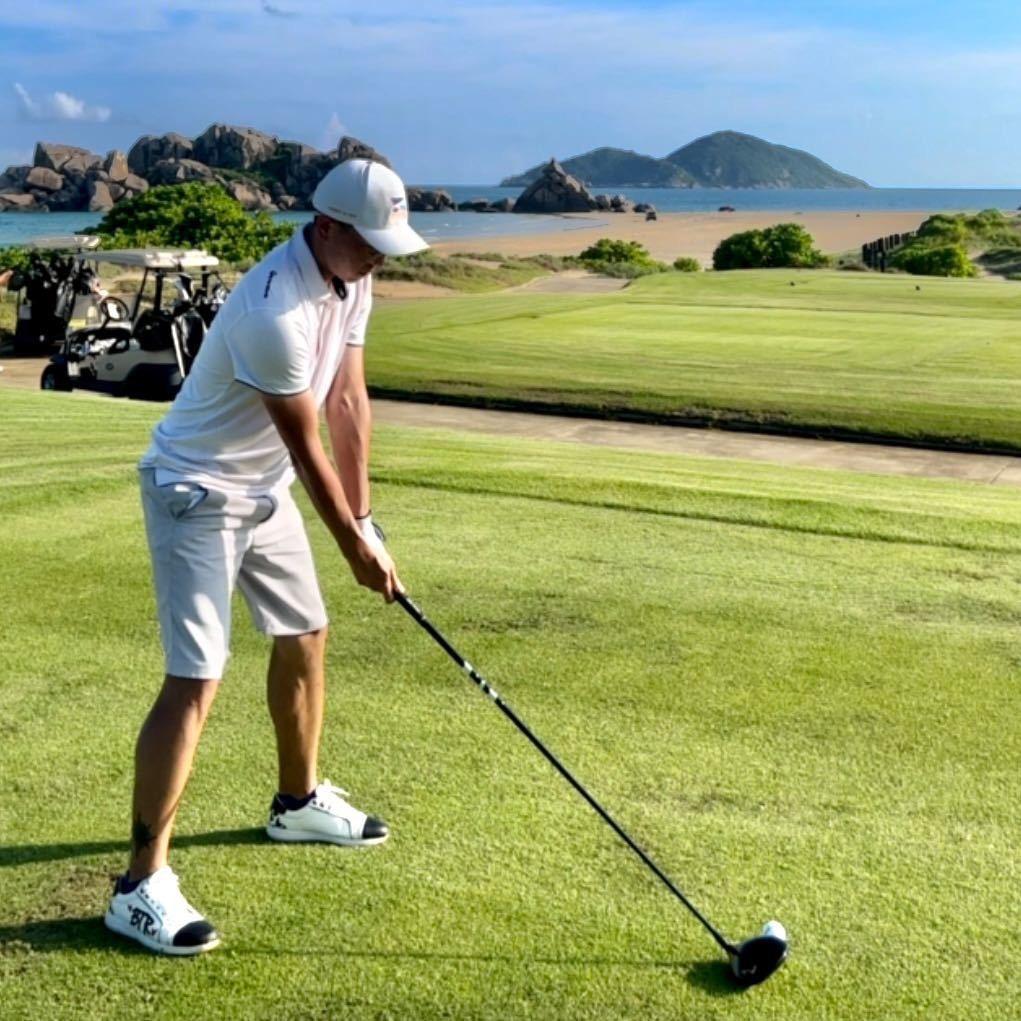 E golf毛思超