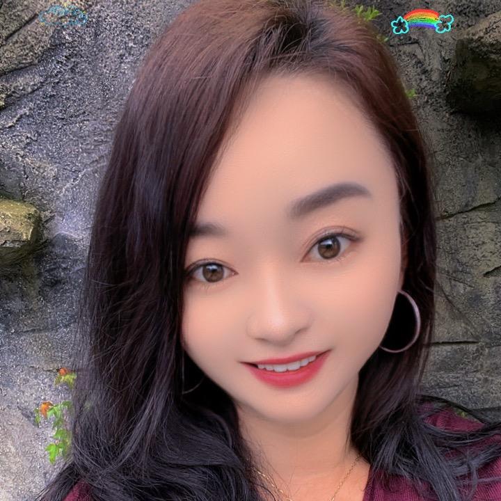 左燕子《贵州左小爱的姐姐》
