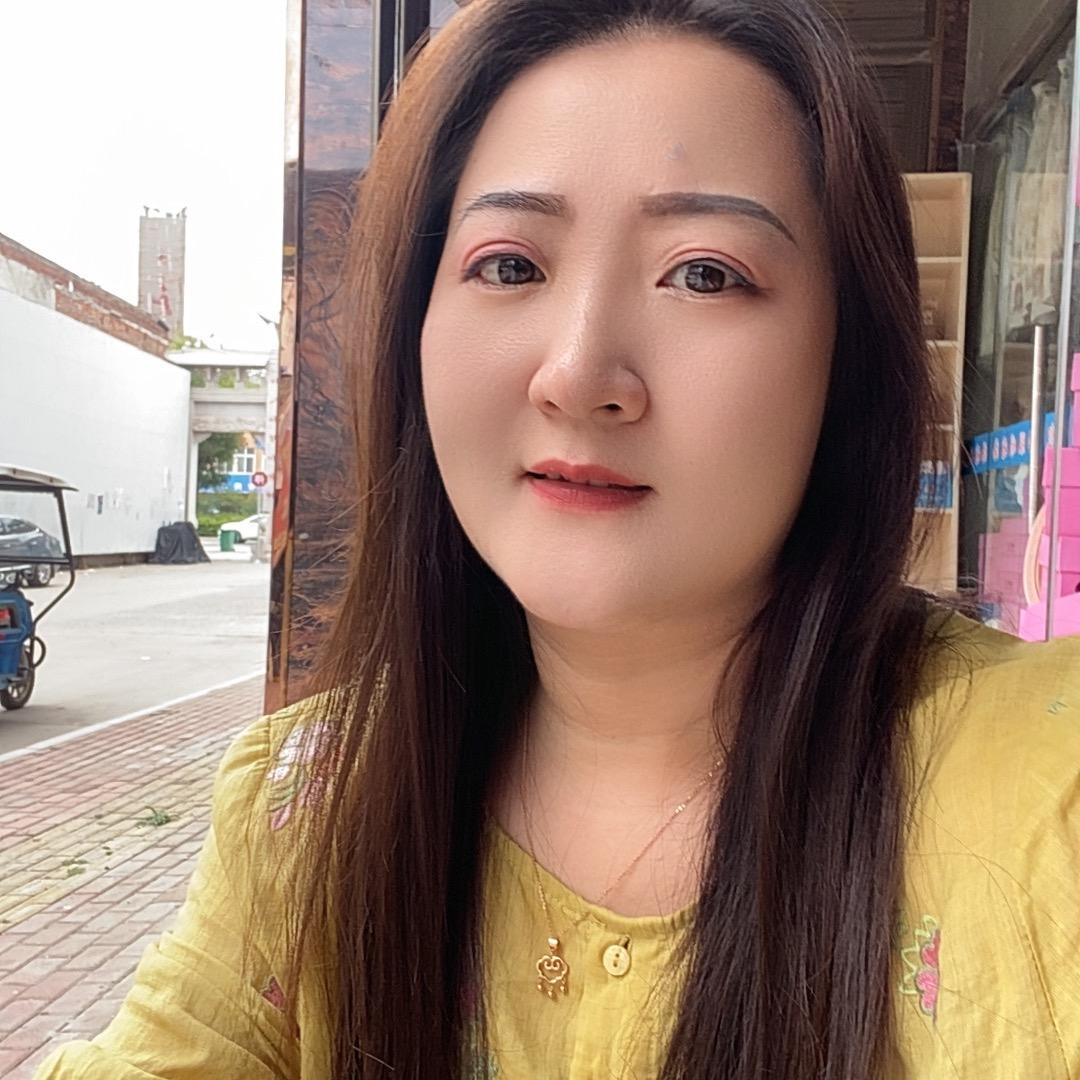 海姑娘服装店