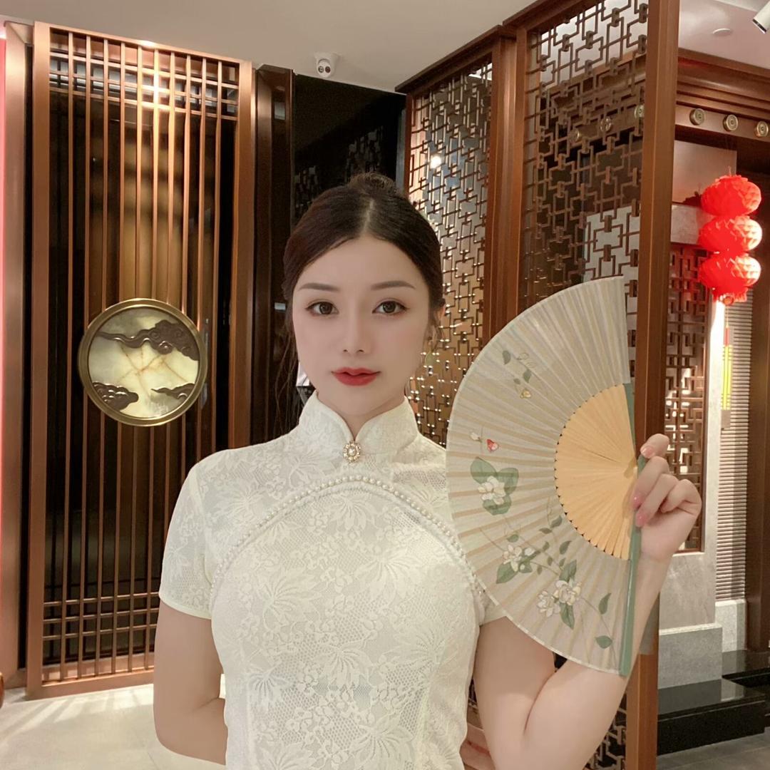 在开平卖门窗的猪猪