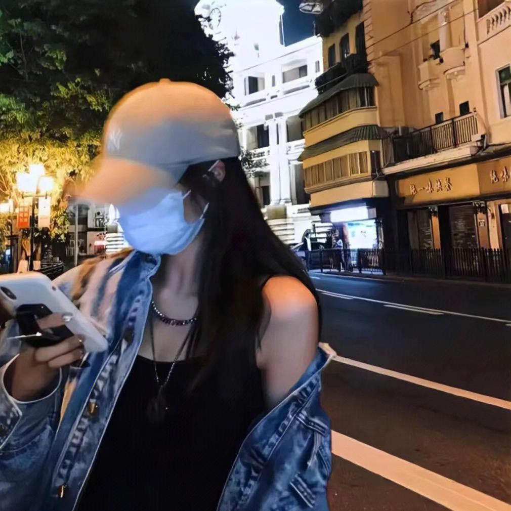 小嘿