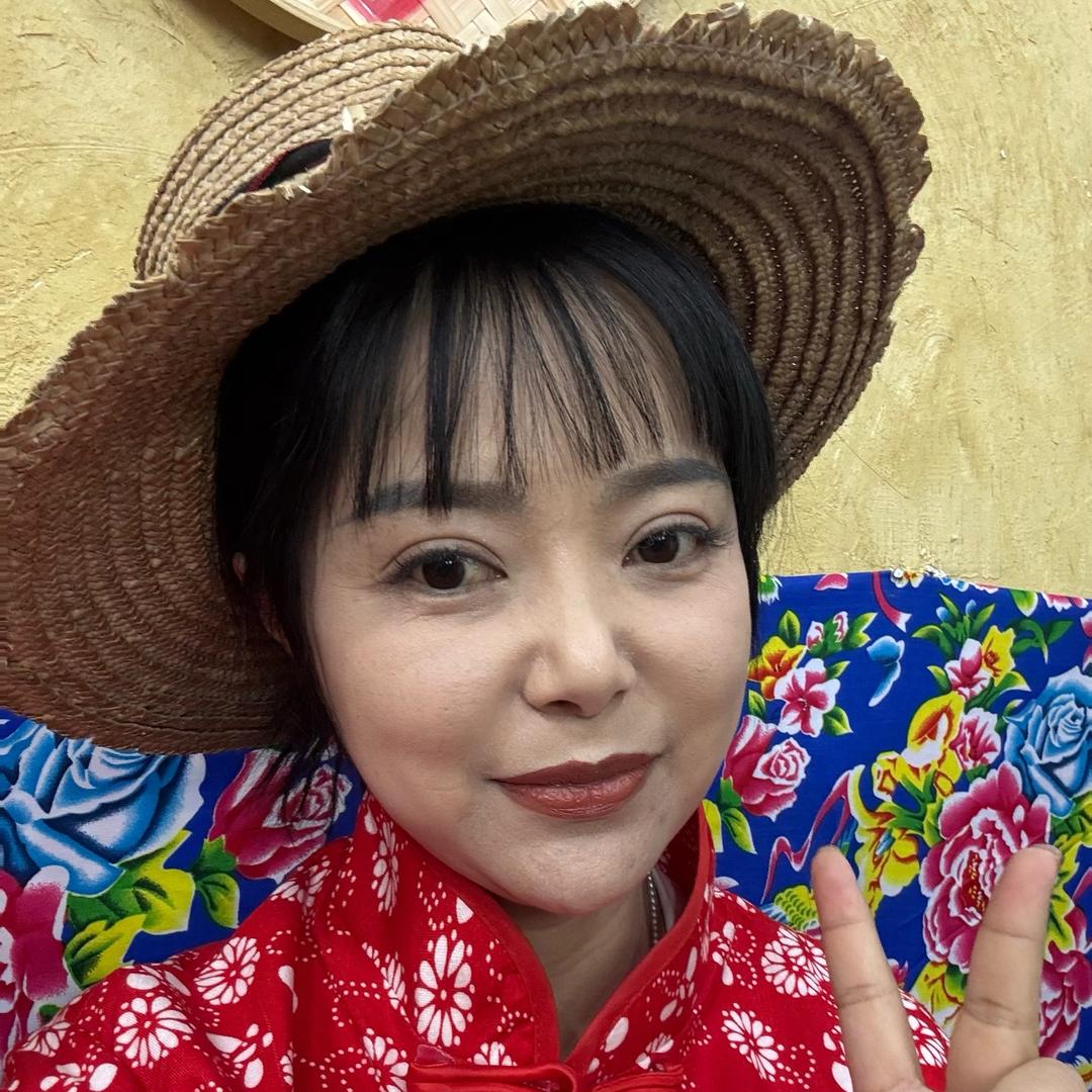 单亲宝妈小花