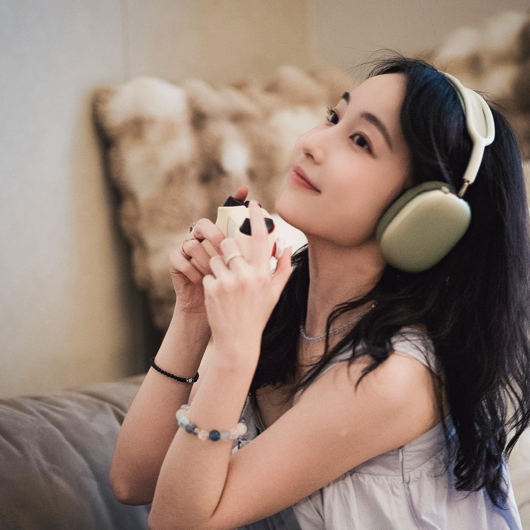 超级爱玩Jasmine