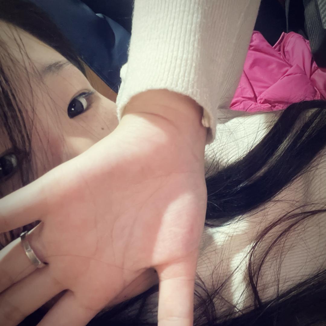 小鱼爱吃彩虹糖_