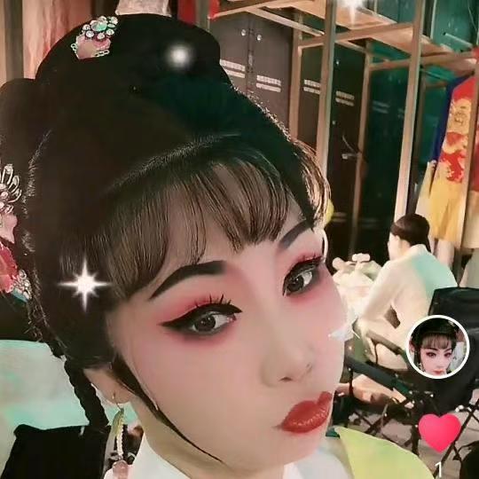 亚红剧团甜甜🧚🏻‍♀️唯宝