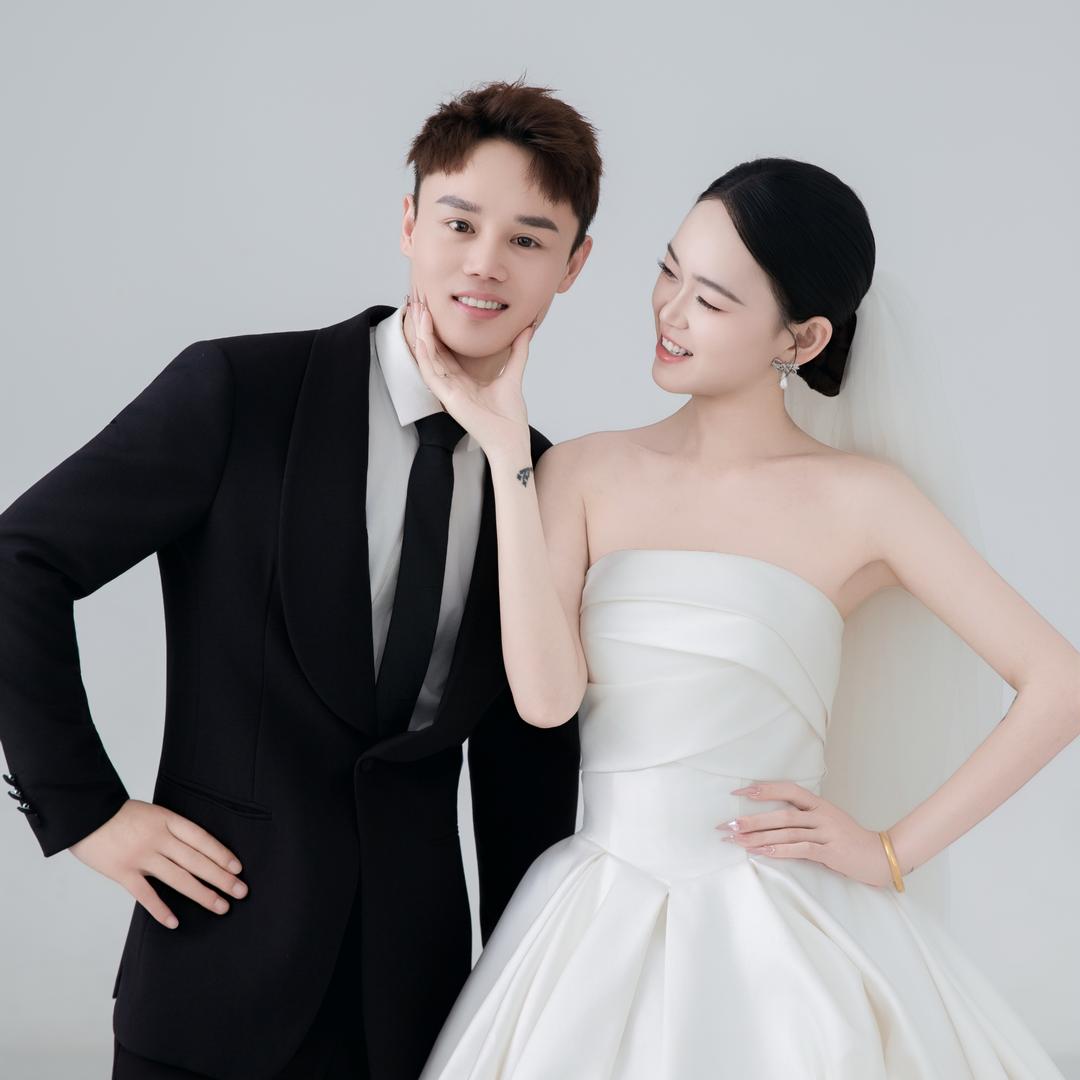 老王和小杨的日常