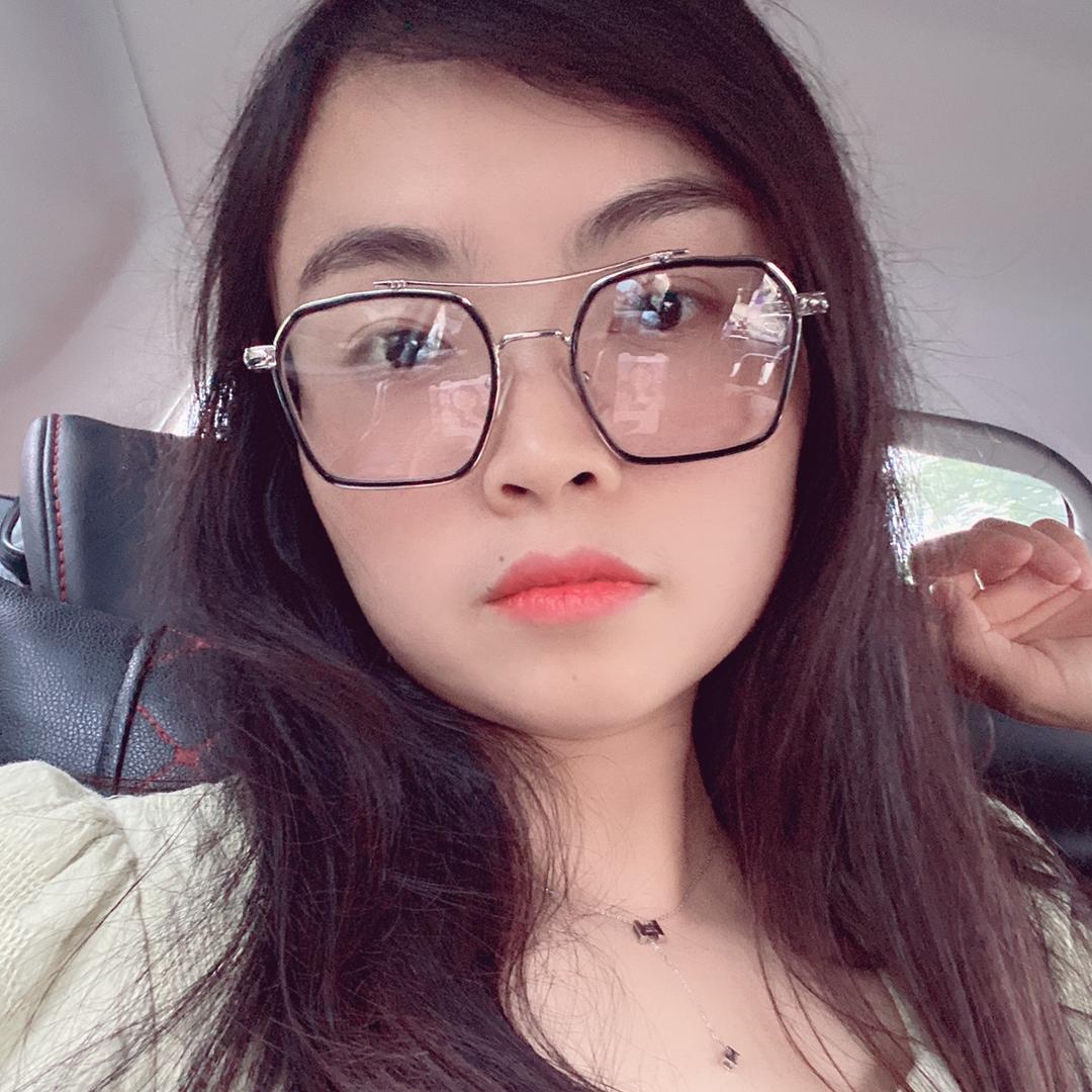 大头👧是个吃货