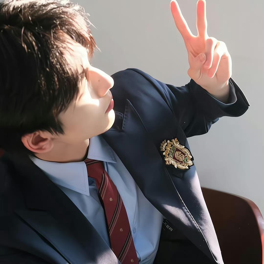 -瑞