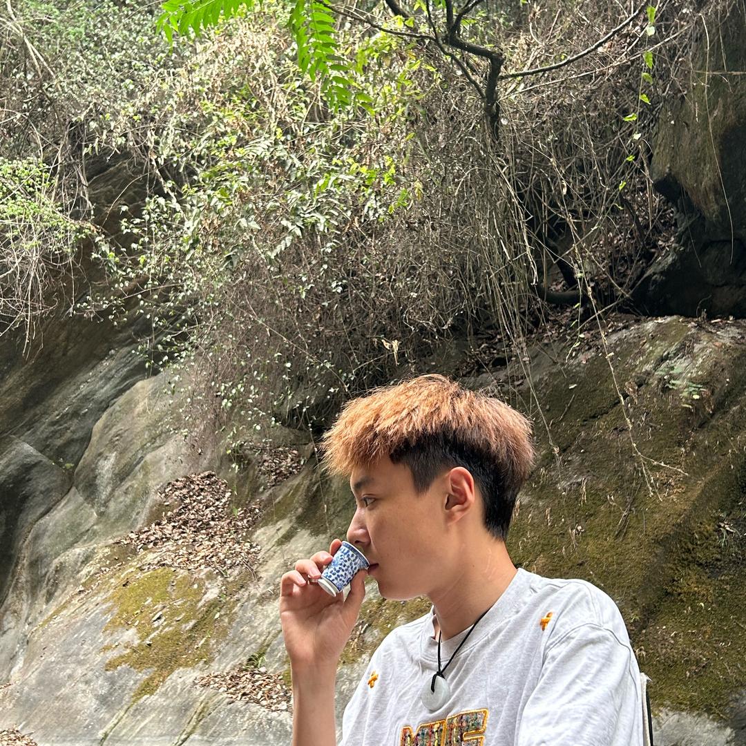 小劉随便喝点吧