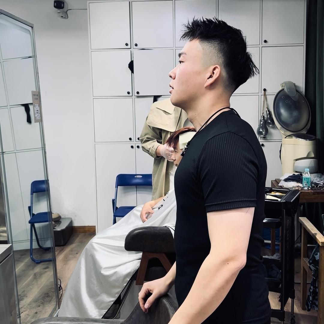 胡总饭💪