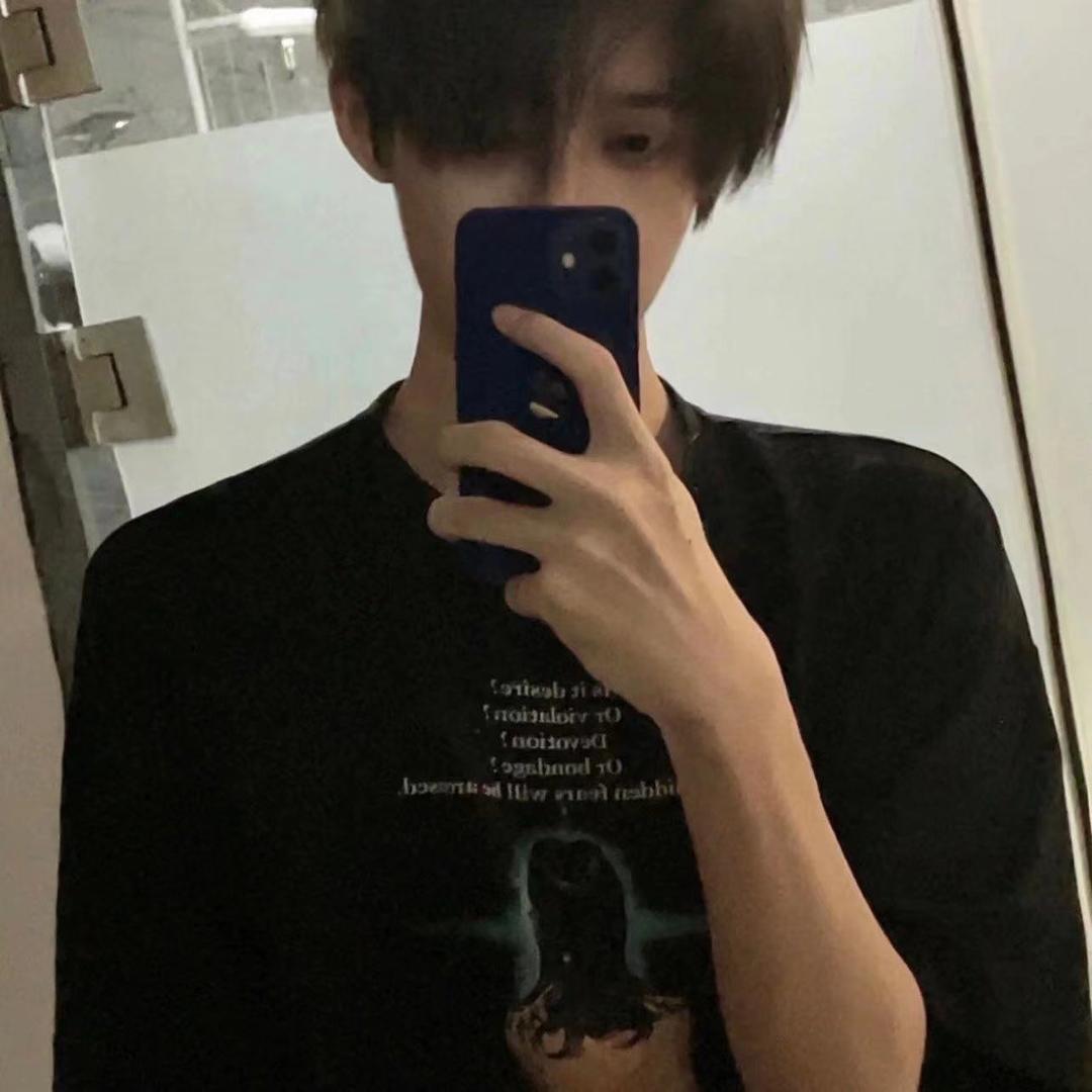 小黑^o^