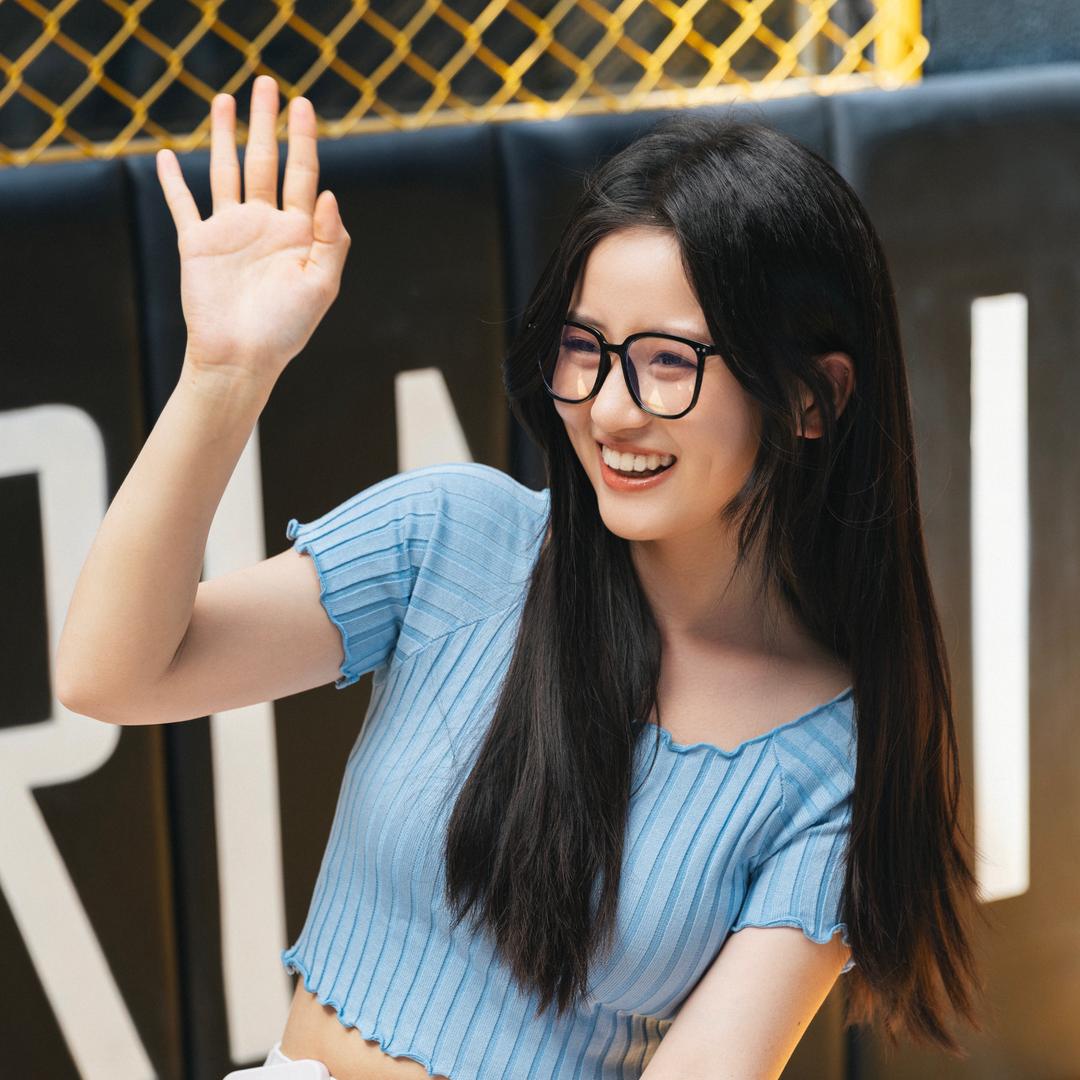 演员潘紫允