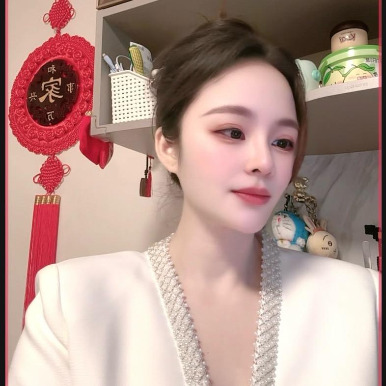 @是潇潇呀-美妆博主