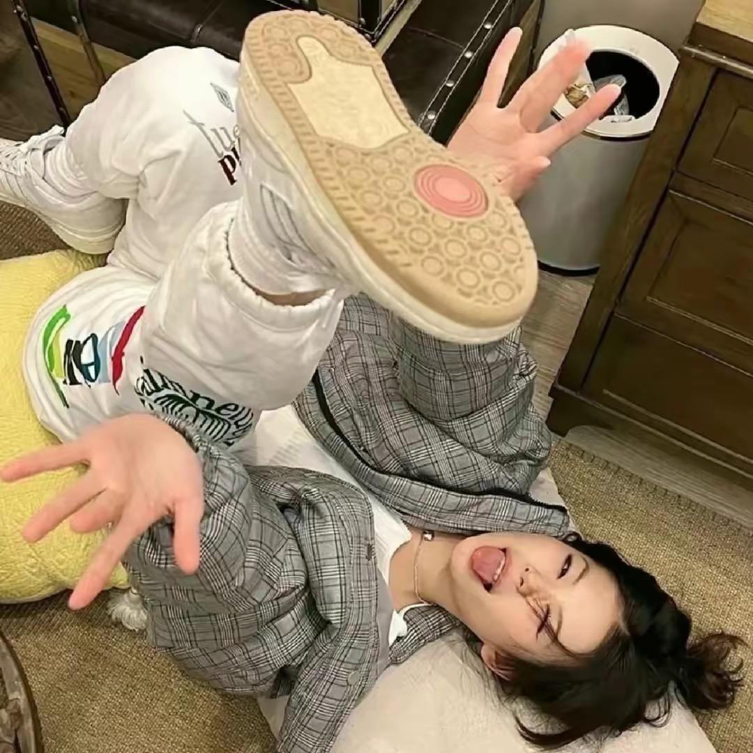 彤彤穿搭百货店