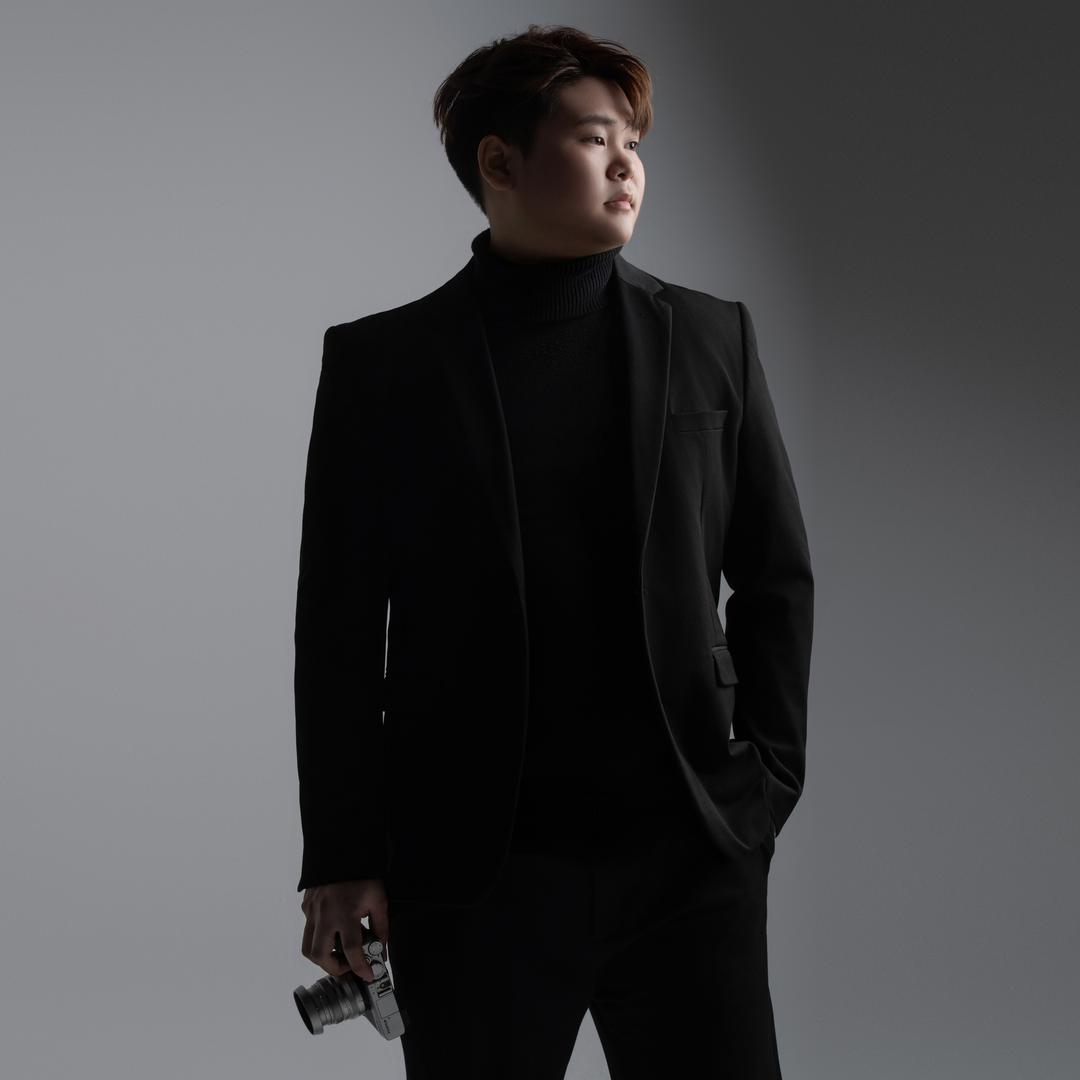 哇色 salon. 时宇