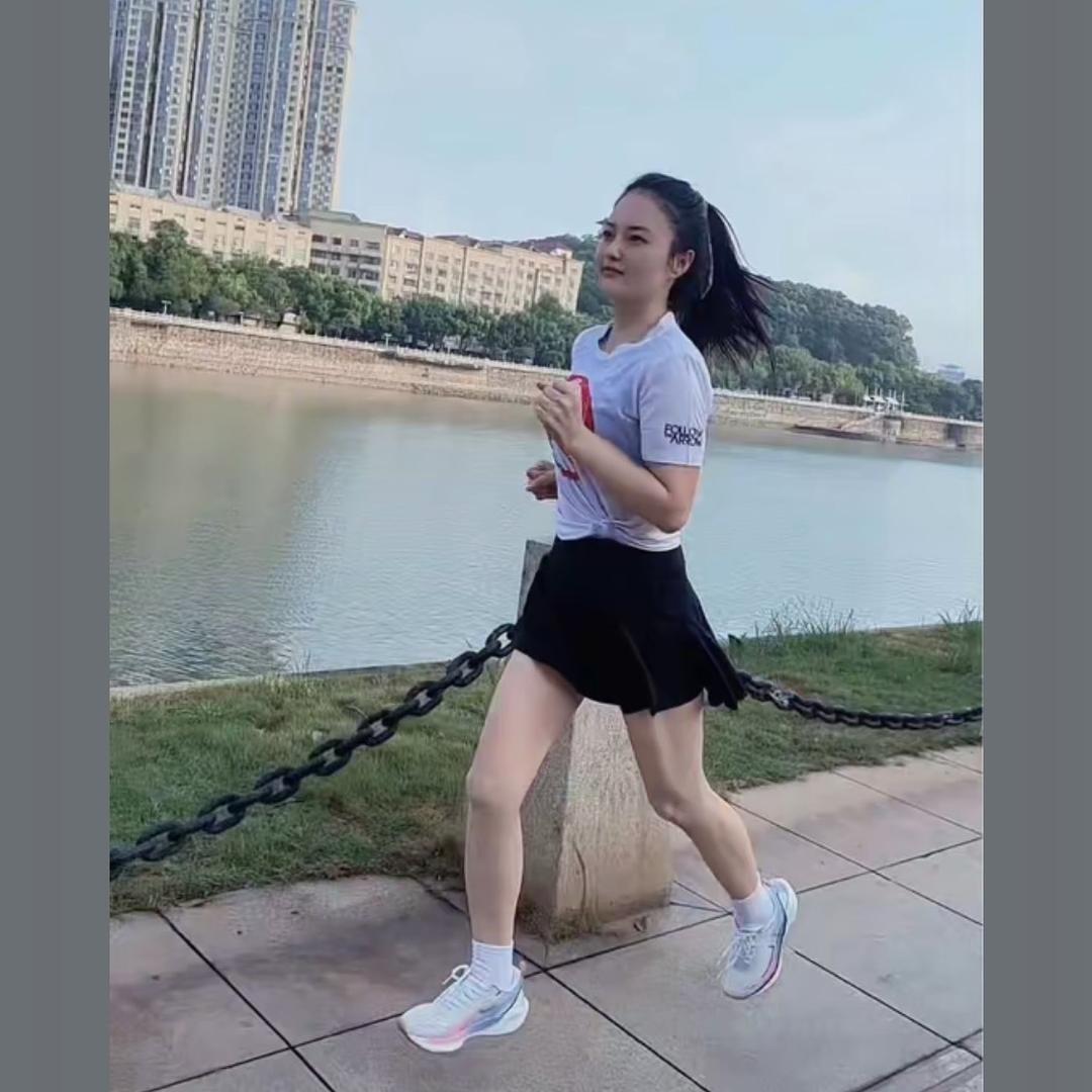🌈秀丫头🌻