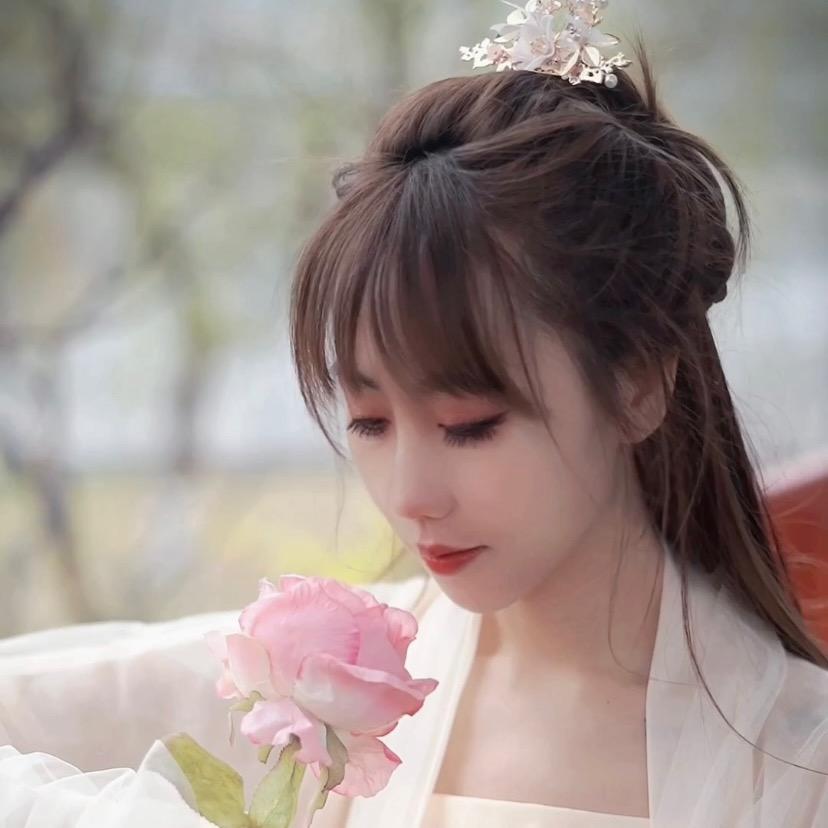 梓菡