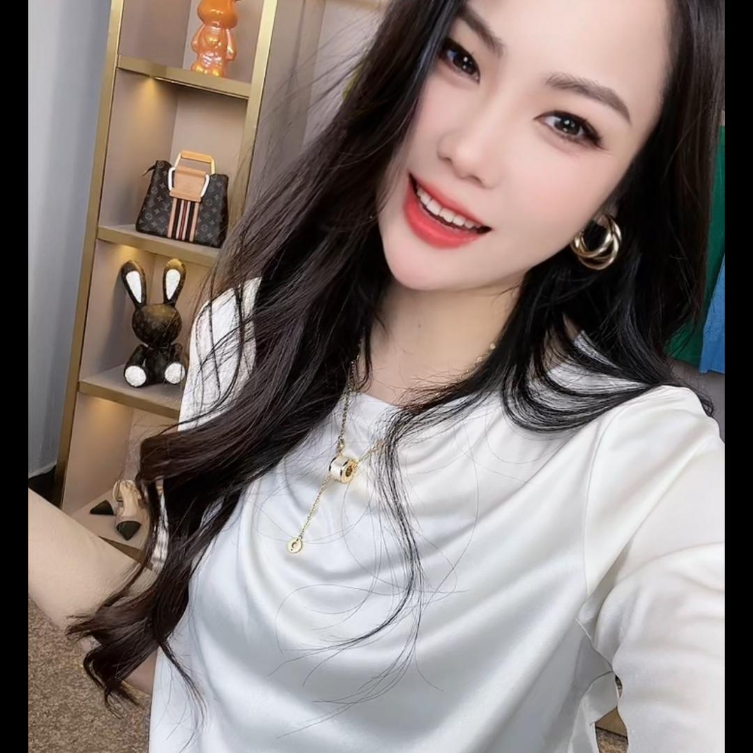 雅彤女装工厂