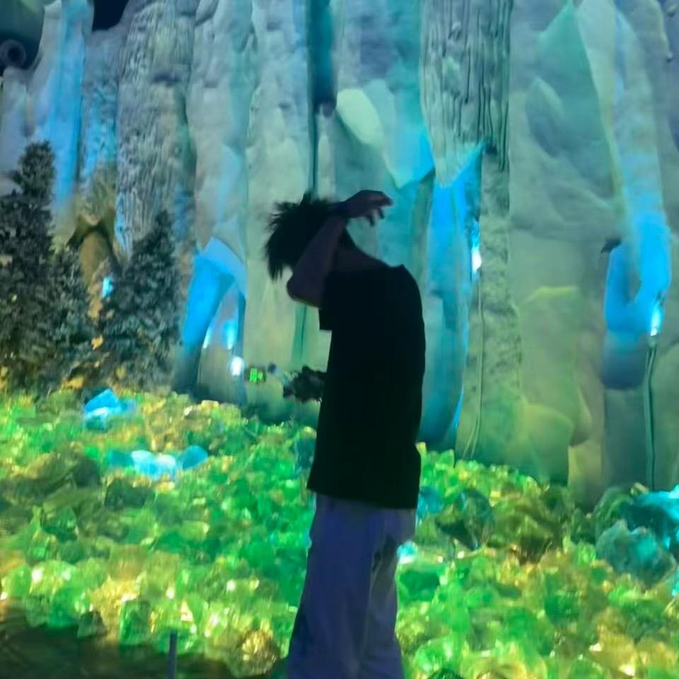03男大学生