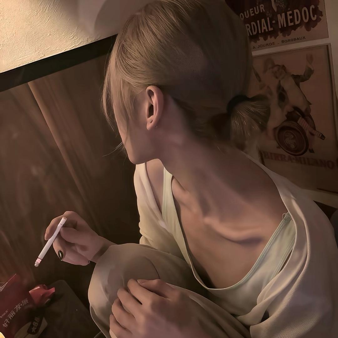 AIE.