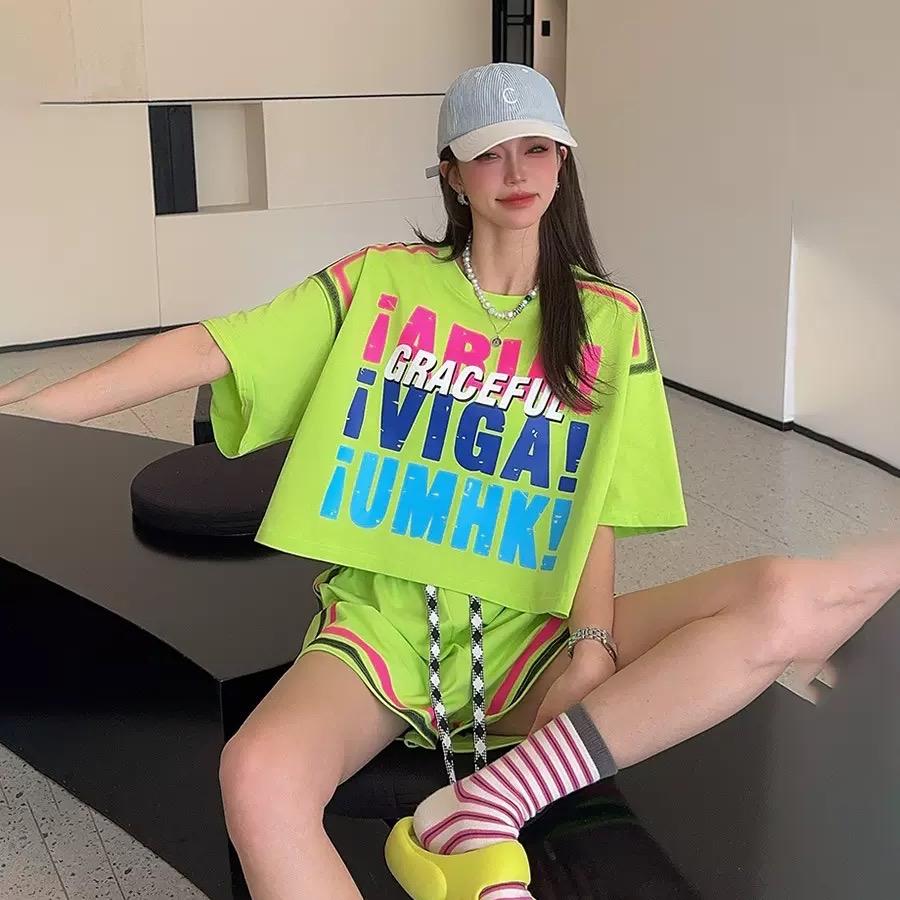 杨杨妮潮牌