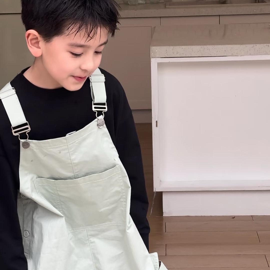 小小意潮童搭配店