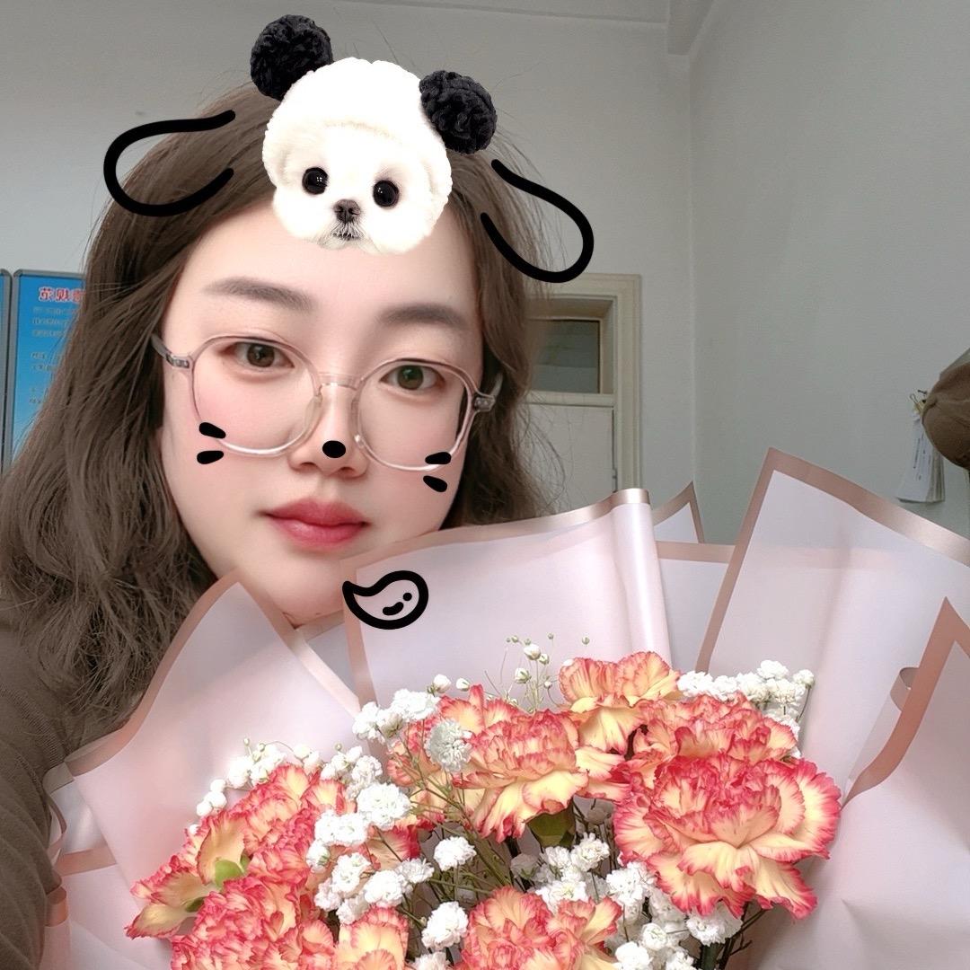 小陈陈（饿瘦中～）