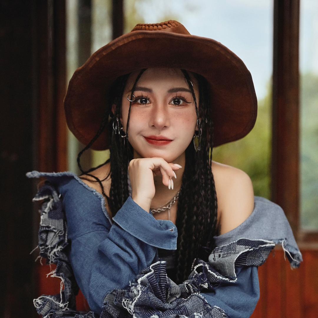 罗罗｜罗婧妤