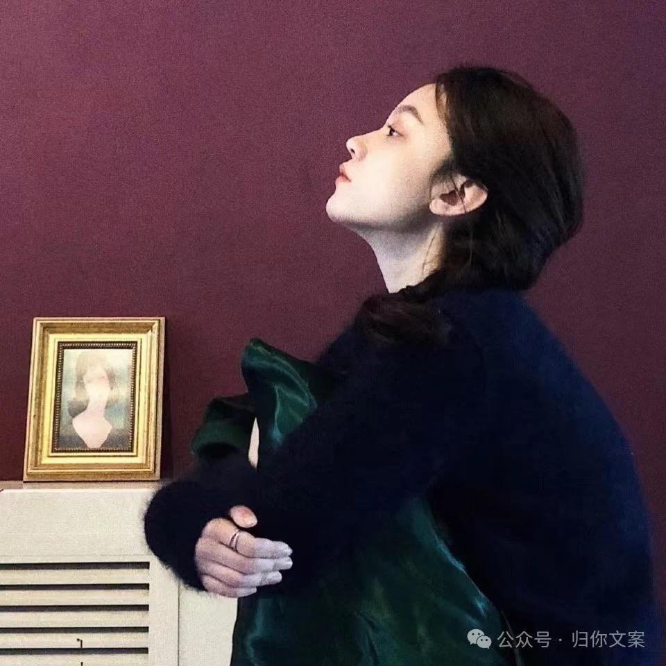 爱看月亮的猪💥